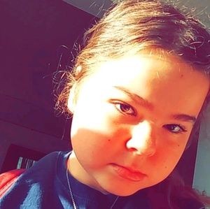 Meet your Posher, Leslie